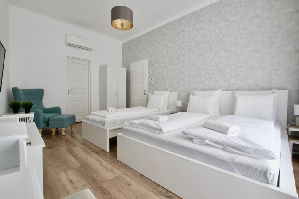Premium Apartment By Hi5-Vaci Str. 3 Bedroom 布达佩斯 外观 照片