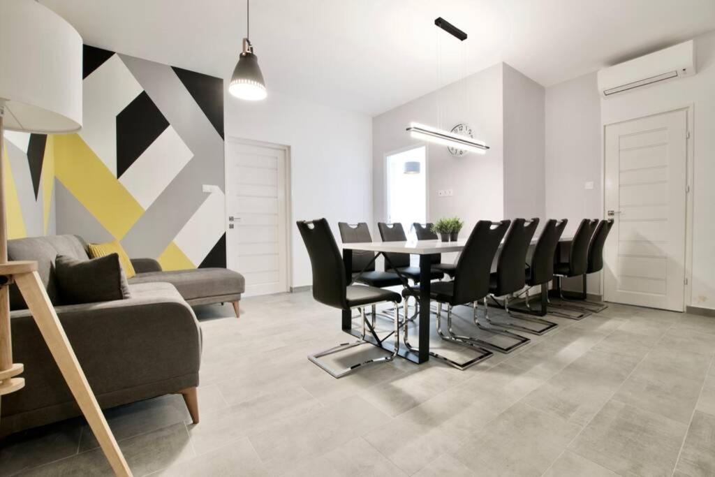 Premium Apartment By Hi5-Vaci Str. 3 Bedroom 布达佩斯 外观 照片
